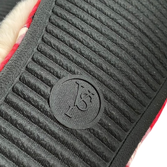 Victoria’s Secret Signature Satin Rose Floral Slippers | L (9-10) - Picture 6 of 7